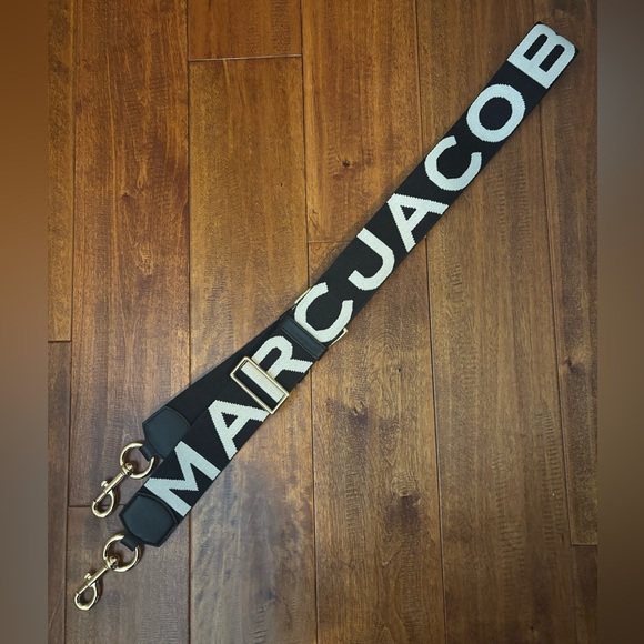 NWOT Marc Jacobs Black and White Logo Webbing Strap - Picture 4 of 7